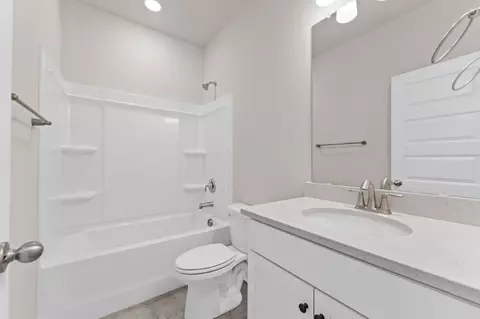 Bath - Thomas Lane, Central, SC 29630 photo 2 of 4