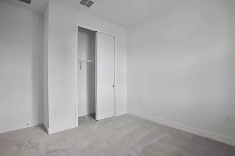Bedroom - 7827 Glen Lily Pl, Parrish, FL 34219 photo 4 of 13