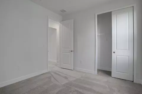Bedroom - 7827 Glen Lily Pl, Parrish, FL 34219 photo 9 of 13