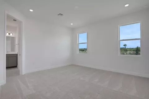 Bedroom - 7827 Glen Lily Pl, Parrish, FL 34219 photo 6 of 13