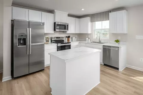 Kitchen - 33 Ranwell Rd, Rustburg, VA 24588 photo 1 of 4