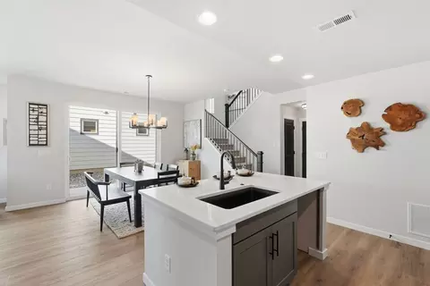 8871 Shorewood Dr, Colorado Springs, CO 80908