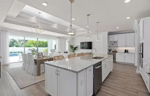 Kitchen - 6200 Citrus Grove Ct, Saint Cloud, FL 34771 photo 4 of 5