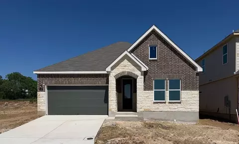 242 Brood Dr, Adkins, TX 78101