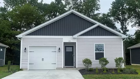 121 Hobbs St, Greensboro, MD 21639