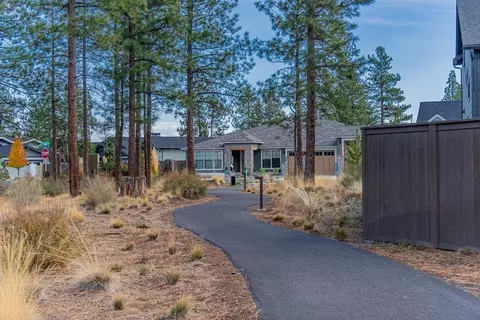 Exterior - 3018 NW Celilo Ln, Bend, OR 97703 photo 9 of 12