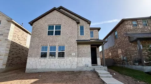 504 Bloomington Loop, Hutto, TX 78634