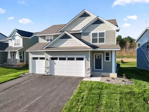 5084 Windlass Dr, Woodbury, MN 55129