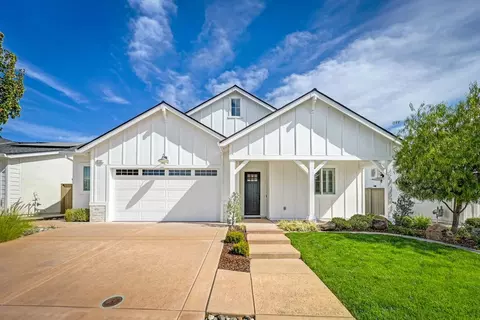 6161 Riding Path Dr, Roseville, CA 95747