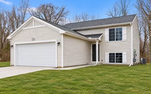 59180 Swenson St, Mattawan, MI 49071