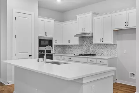 Kitchen - 100 Ridgewell Loop, Georgetown, TX 78633 photo 1 of 2
