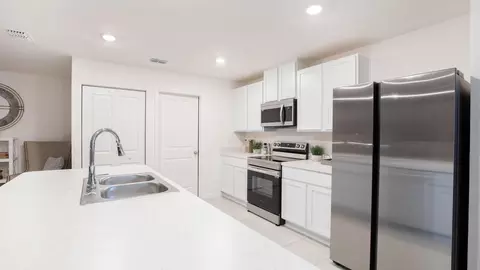 Kitchen - 14055 Spring Hill Dr, Spring Hill, FL 34609 photo 1 of 3