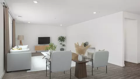 Living - 3225 Oak Trail Dr, Manteca, CA 95337 photo 2 of 5
