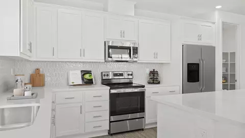Kitchen - 3225 Oak Trail Dr, Manteca, CA 95337 photo 6 of 12