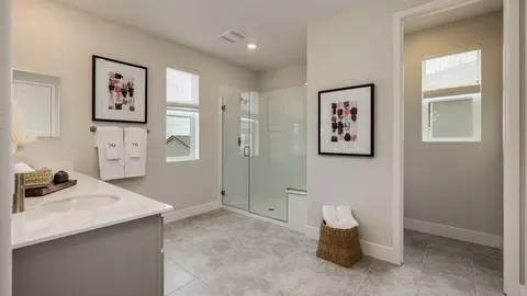 Bath - 3225 Oak Trail Dr, Manteca, CA 95337 photo 8 of 10
