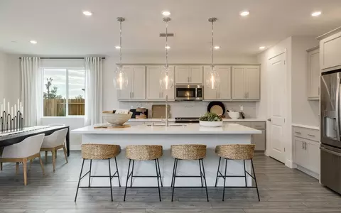 Kitchen - 3225 Oak Trail Dr, Manteca, CA 95337 photo 3 of 12