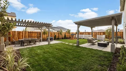 Exterior - 3225 Oak Trail Dr, Manteca, CA 95337 photo 9 of 16