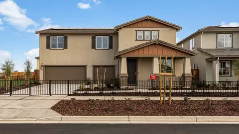 Exterior - 3225 Oak Trail Dr, Manteca, CA 95337 photo 12 of 16
