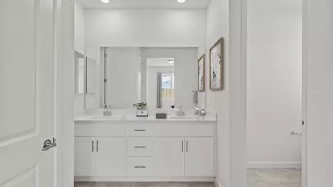 Entry Way - 3225 Oak Trail Dr, Manteca, CA 95337 photo 2 of 6