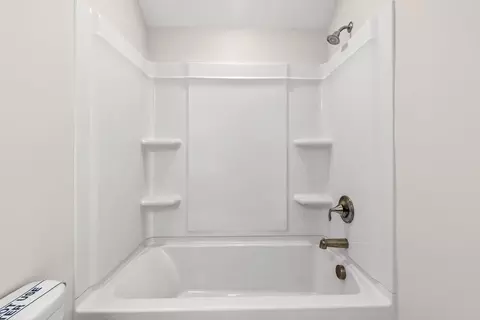 Bath - 215 Silk Oak Dr, Moncks Corner, SC 29461 photo 6 of 8