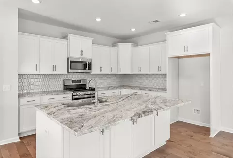 Kitchen - 215 Silk Oak Dr, Moncks Corner, SC 29461 photo 3 of 5