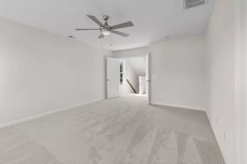Bedroom - 215 Silk Oak Dr, Moncks Corner, SC 29461 photo 9 of 14
