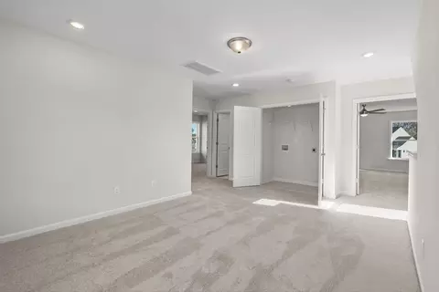 Entry Way - 215 Silk Oak Dr, Moncks Corner, SC 29461 photo 3 of 6