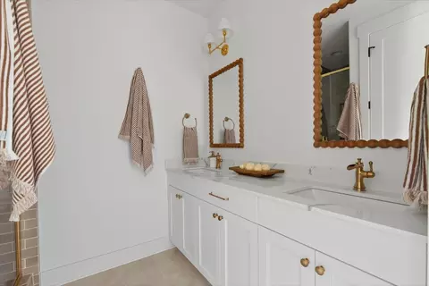 Bath - 1672 Shearer Rd, Davidson, NC 28036 photo 7 of 10