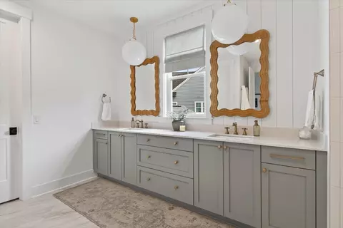Bath - 1672 Shearer Rd, Davidson, NC 28036 photo 2 of 10