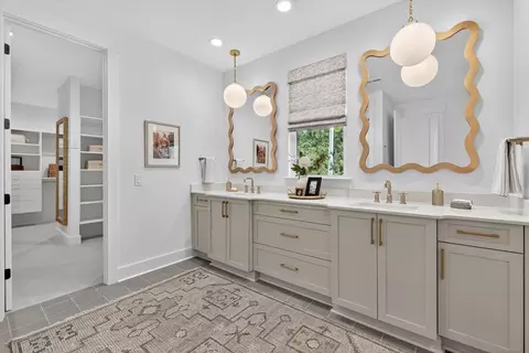 Bath - 1672 Shearer Rd, Davidson, NC 28036 photo 4 of 10