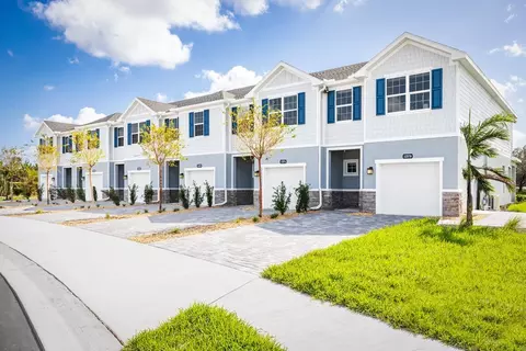 12570 Amber Creek Cir, Lakewood Ranch, FL 34211