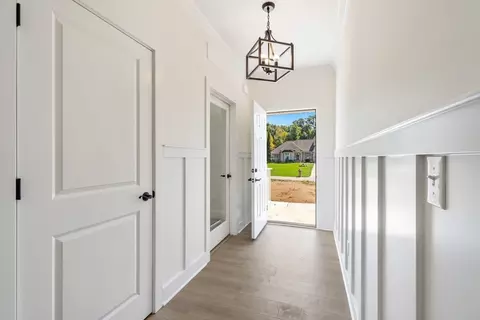 Entry Way - 100 E Michigan Ave #STE 115, Jackson, MI 49201 photo 1 of 3