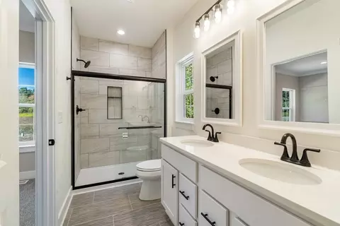 Bath - 100 E Michigan Ave #STE 115, Jackson, MI 49201 photo 3 of 8