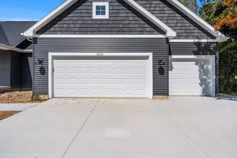 Exterior - 100 E Michigan Ave #STE 115, Jackson, MI 49201 photo 3 of 5