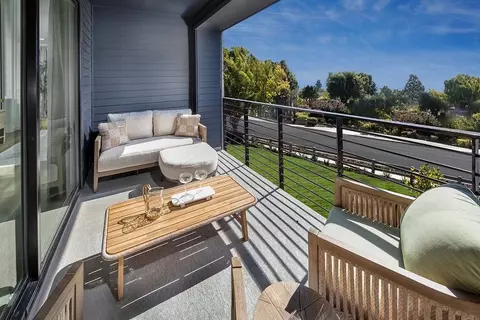 Exterior - 100 Platform Way, Campbell, CA 95008 photo 4 of 4