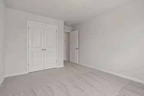 Bedroom - 555 Hydrangea St, Seneca, SC 29678 photo 10 of 10