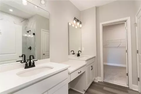 Bath - 2457 Bartram Ln, Harrison, OH 45030 photo 2 of 3