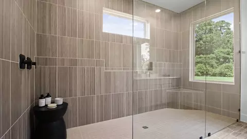 Bath - 205 Gousoulin Ln, Pinehurst, TX 77362 photo 3 of 9