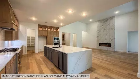 Kitchen - 205 Gousoulin Ln, Pinehurst, TX 77362 photo 3 of 9