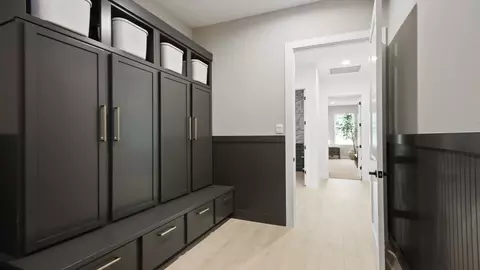 Entry Way - 205 Gousoulin Ln, Pinehurst, TX 77362 photo 4 of 4