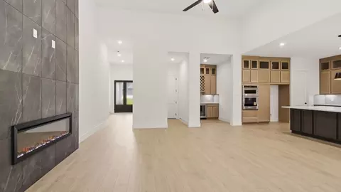 Living - 205 Gousoulin Ln, Pinehurst, TX 77362 photo 1 of 3