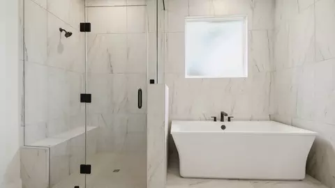 Bath - 205 Gousoulin Ln, Pinehurst, TX 77362 photo 1 of 13