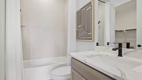 Bath - 205 Gousoulin Ln, Pinehurst, TX 77362 photo 9 of 9