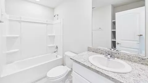 Bath - 217 Eagle Heights Dr, Duson, LA 70529 photo 5 of 6