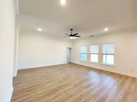 Living - 2802 San Antone Ct, Crestview, FL 32539 photo 1 of 2