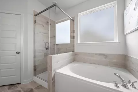 Bath - 268 Gus Loop, Georgetown, TX 78626 photo 6 of 6