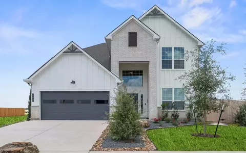 Exterior - 268 Gus Loop, Georgetown, TX 78626 photo 2 of 3