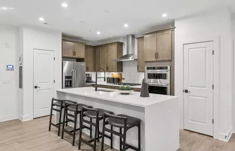 1121 Fortune Ter UNIT 208, Potomac, MD 20854
