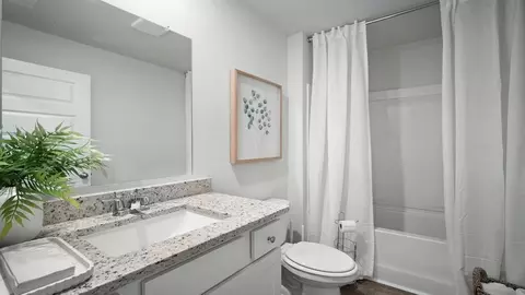 Bath - 116 Sabel Ct, Guyton, GA 31312 photo 3 of 3