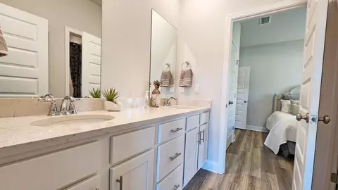 Entry Way - 1236 Provision Blvd, Mobile, AL 36608 photo 1 of 2